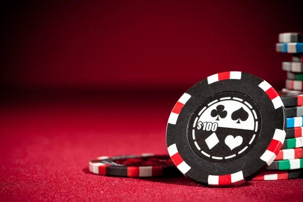 bocah 303 slot Dealer-led card dealing